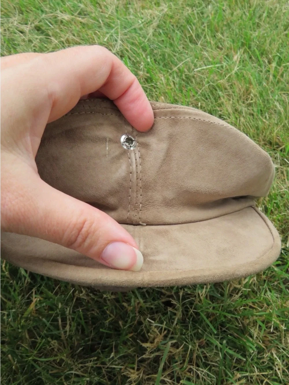 Eddie Bauer Suede Flat Cap in Tan